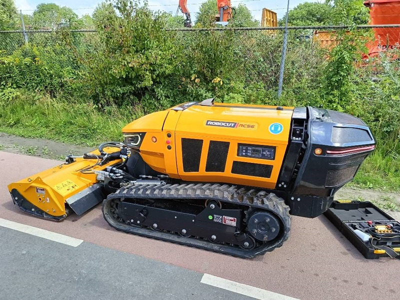 Mower McConnel Robocut RC56 robot remote maaier mower 1200kg