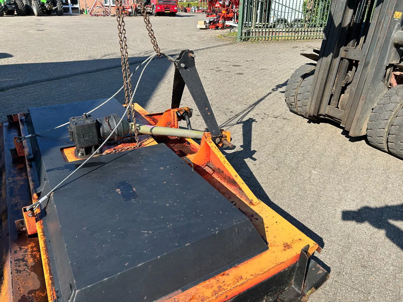 Mower Onbekend Weidebloter 275 cm