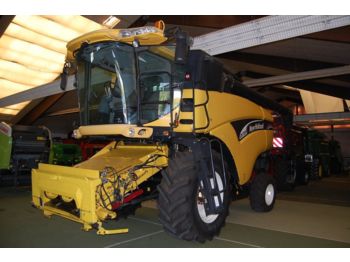 New Combine harvester NEW HOLLAND CX 720: picture 1