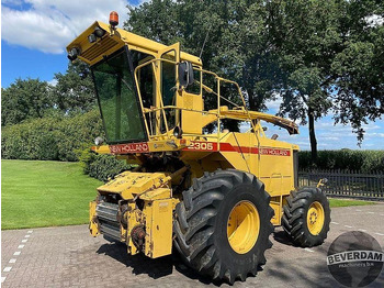 Agricultural machinery New Holland 2305 