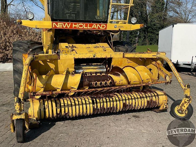 Agricultural machinery New Holland 2305