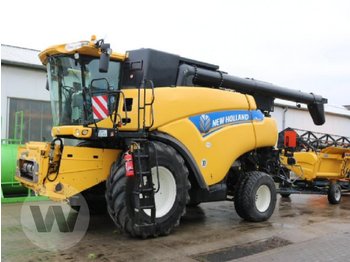 Combine harvester New Holland CR 9090: picture 1