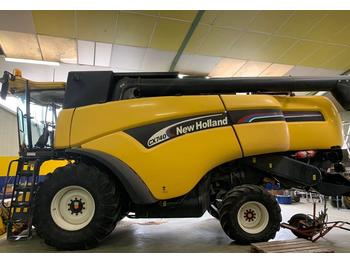 Combine harvester New Holland CX 740 SL: picture 1