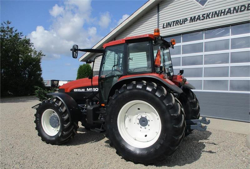 Farm tractor New Holland M160 Velkørende og stærk traktor: picture 12