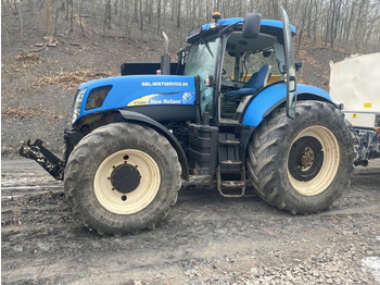 Farm tractor NEW HOLLAND T7050