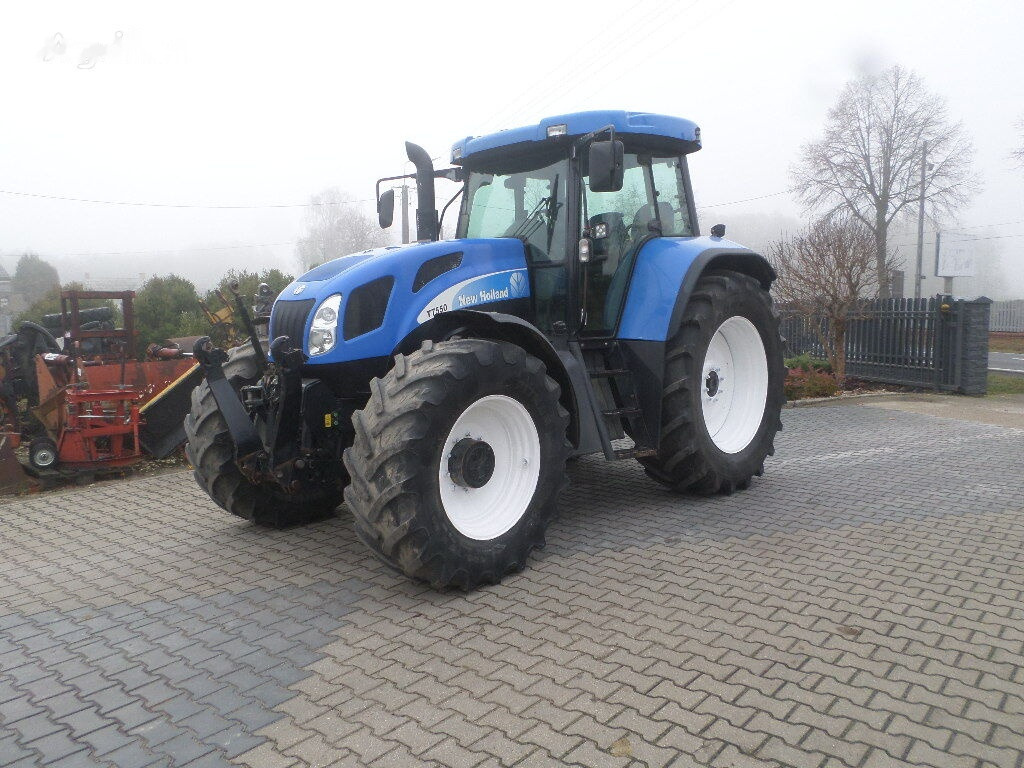 New Farm tractor New Holland T7550: picture 4