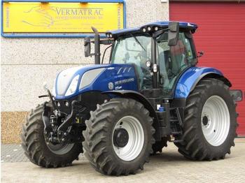 Farm tractor New Holland T7.225AC: picture 1