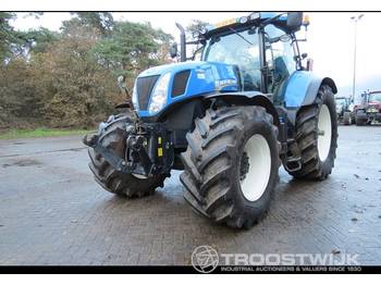 Farm tractor New Holland T7.270: picture 1