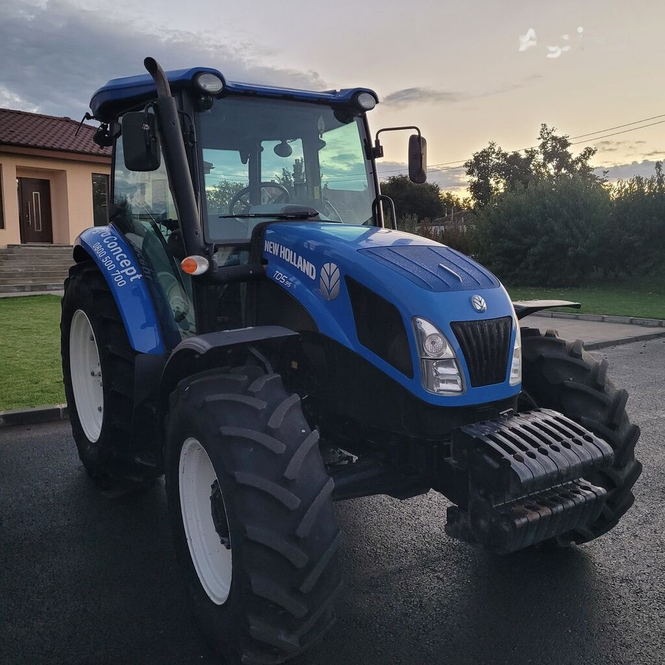 New Farm tractor New Holland TD5.95: picture 4