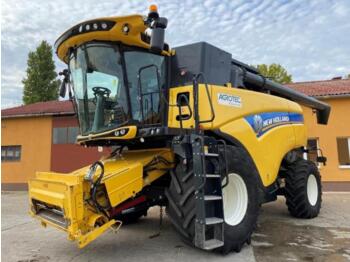 Combine harvester New Holland cx8.80: picture 1