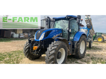 Farm tractor NEW HOLLAND T6