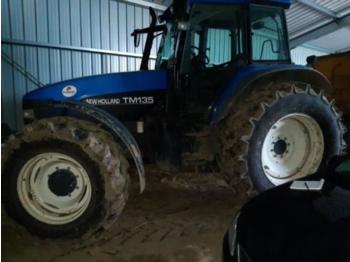 Farm tractor New Holland tm135: picture 1