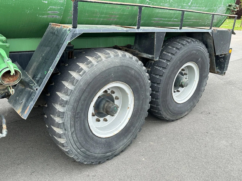 Agricultural machinery OVA LB102 landbouw tank