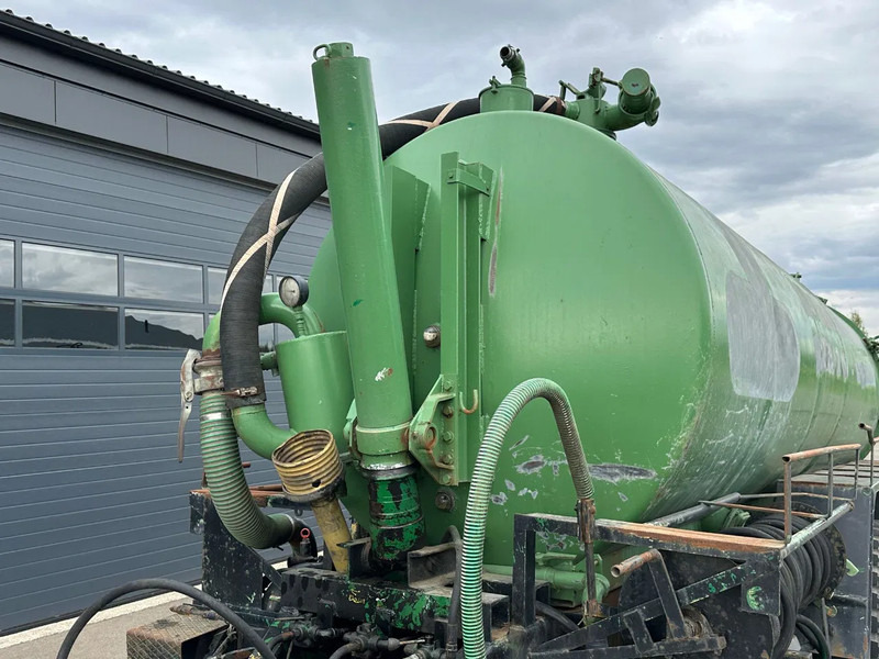 Agricultural machinery OVA LB102 landbouw tank