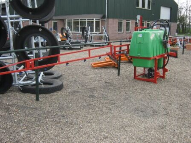 Tractor mounted sprayer Onbekend Veldspuit: picture 8