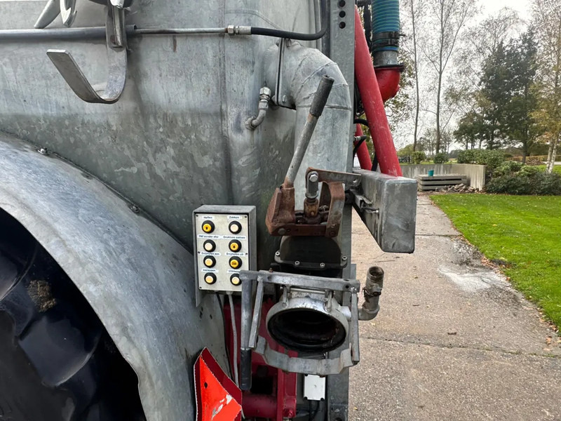 Agricultural machinery Peecon PWT 14500 14 m3 4 wielen Vacuumtank