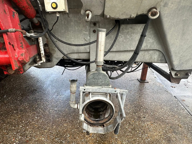 Agricultural machinery Peecon PWT 14500 14 m3 4 wielen Vacuumtank