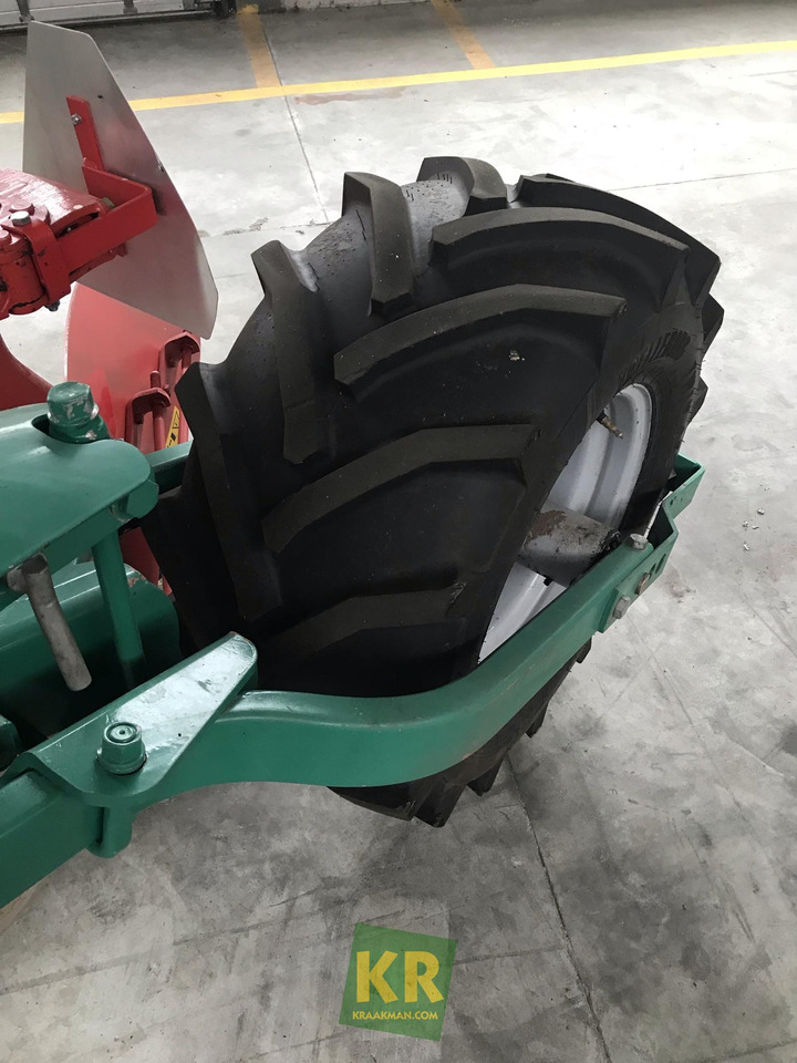 Plow 3300S Variomat Kverneland