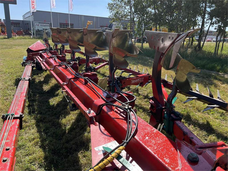 Plow Kverneland PB-100