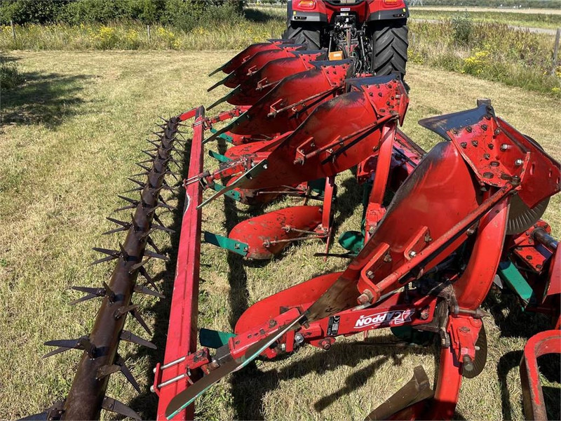 Plow Kverneland PB-100