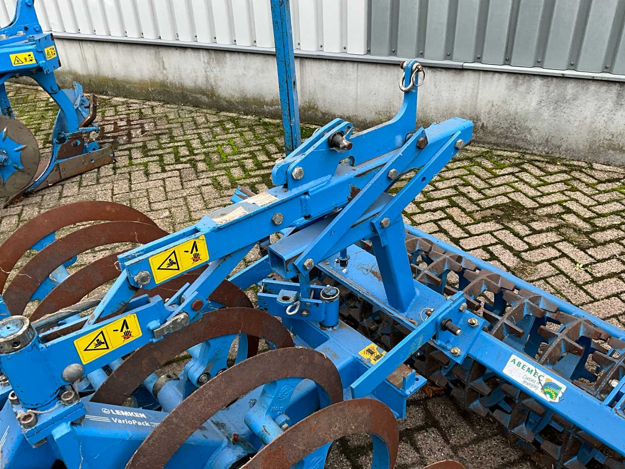 Plow Lemken Europal 7 4-schaar