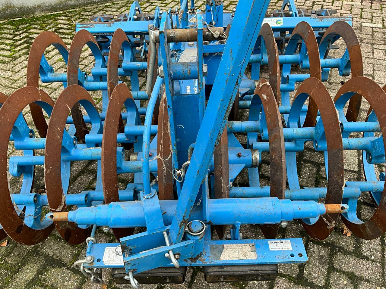 Plow Lemken Europal 7 4-schaar