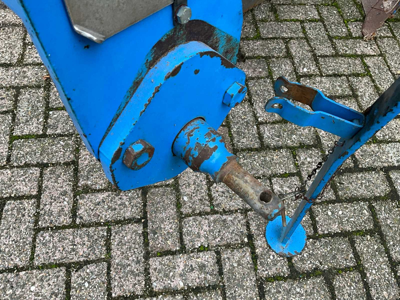 Plow Lemken Europal 7 4-schaar