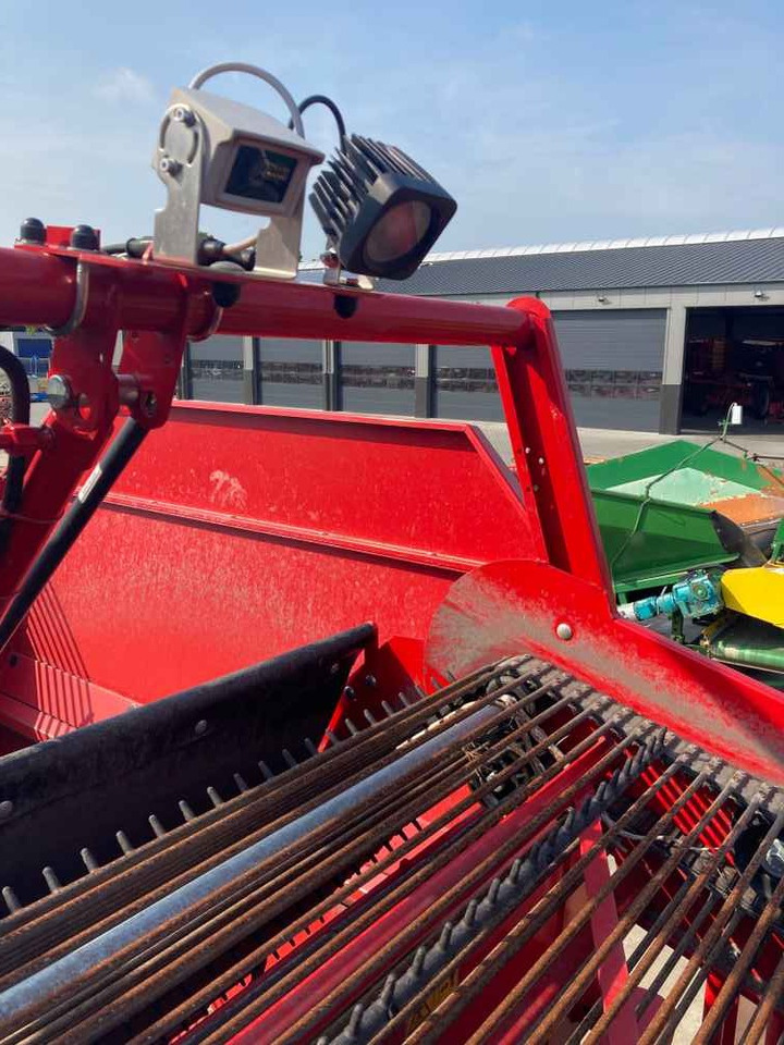 Potato harvester Grimme SE 150-60 UB