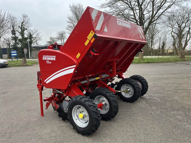 Potato planter Grimme GL 420 hydraulische aandrijving