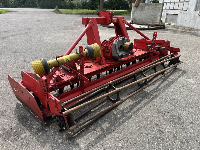 Power harrow Lely 300-22