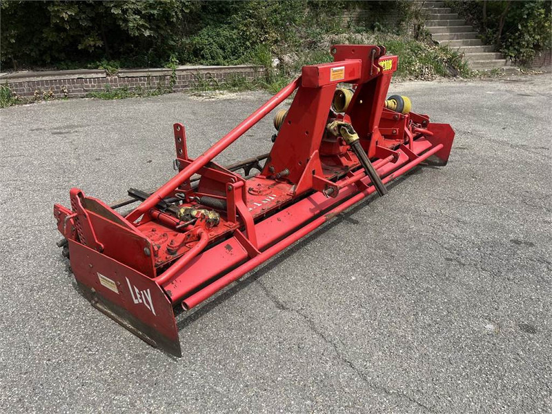 Power harrow Lely 300-22