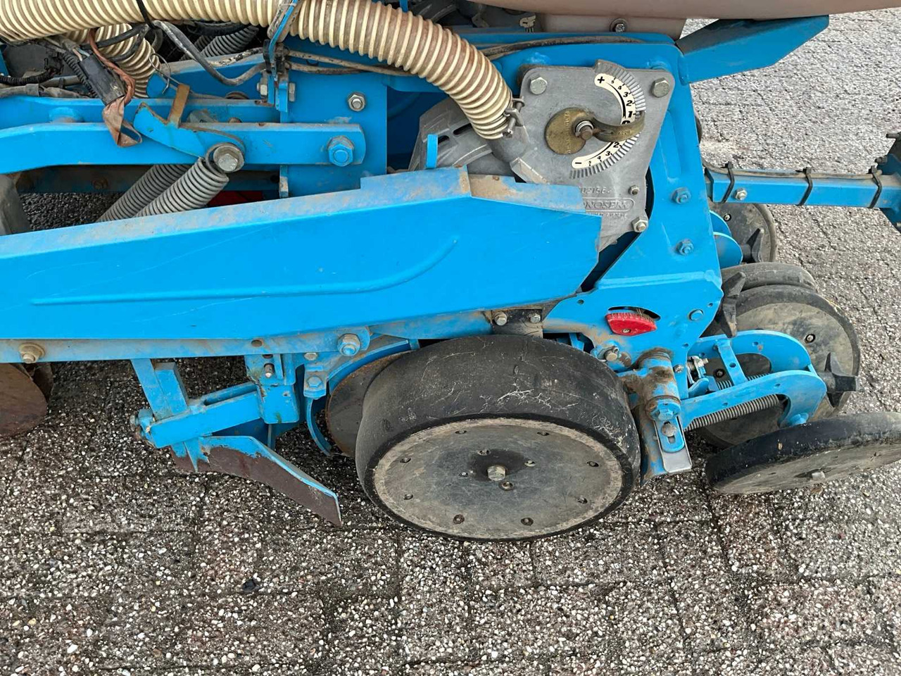 Precision sowing machine Monosem NG plus-10R