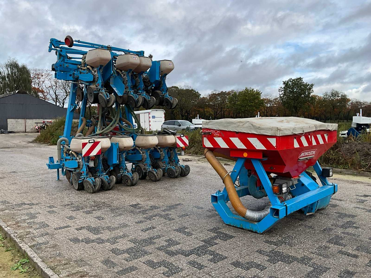 Precision sowing machine Monosem NG plus-10R