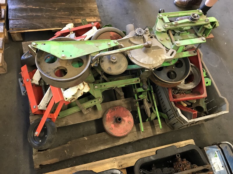 Precision sowing machine Vicon monozentra bietenzaaier Zaaikouters / zaaielementen