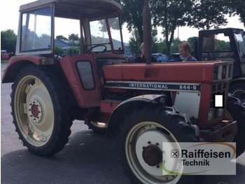 Farm tractor R.M. International 844-S: picture 1