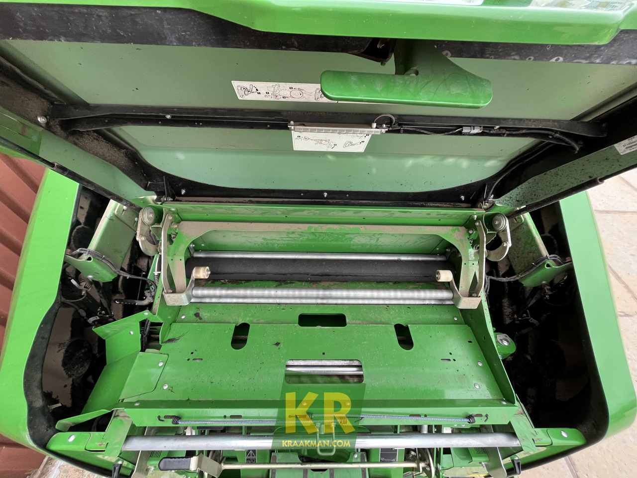 Round baler John Deere C441R