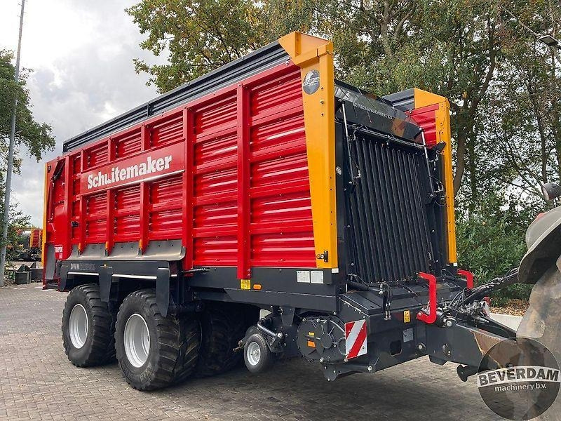 Agricultural machinery Schuitemaker Rapide 660 W DWM Tandem