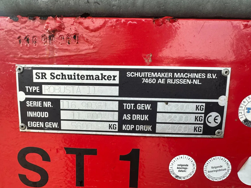 Agricultural machinery Schuitemaker Robusta 116 + Veenhuis euroject 7.60 Bemestertank