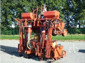 Becker AEROMAT SE8 - Seed drill