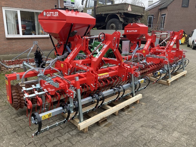 Seed drill Guttler Greenmaster 300