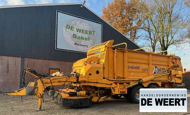Self-loading wagon Belair gebare 1624 , zerograzer , maaiwagen
