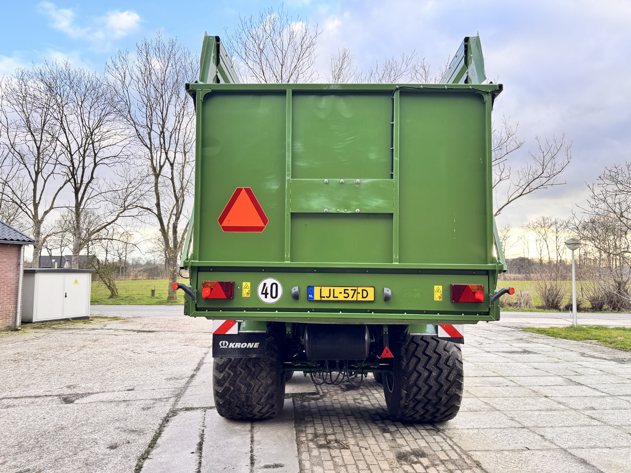 Self-loading wagon Krone MX 350 GL