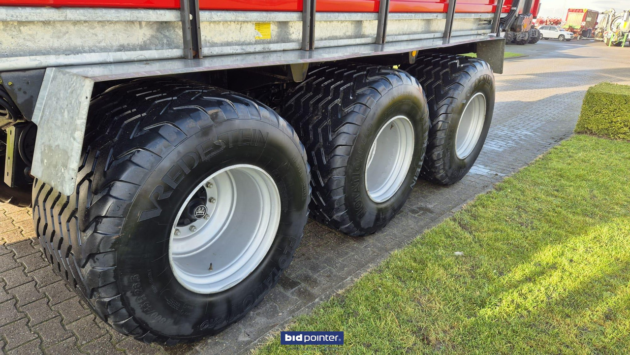 Self-loading wagon Lely Tigo 70 R Combi