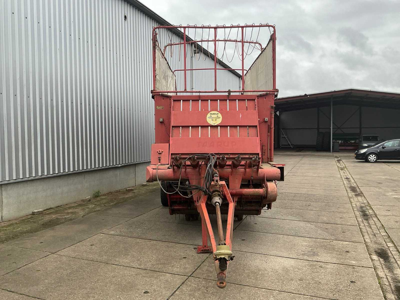Self-loading wagon Taarup 1030