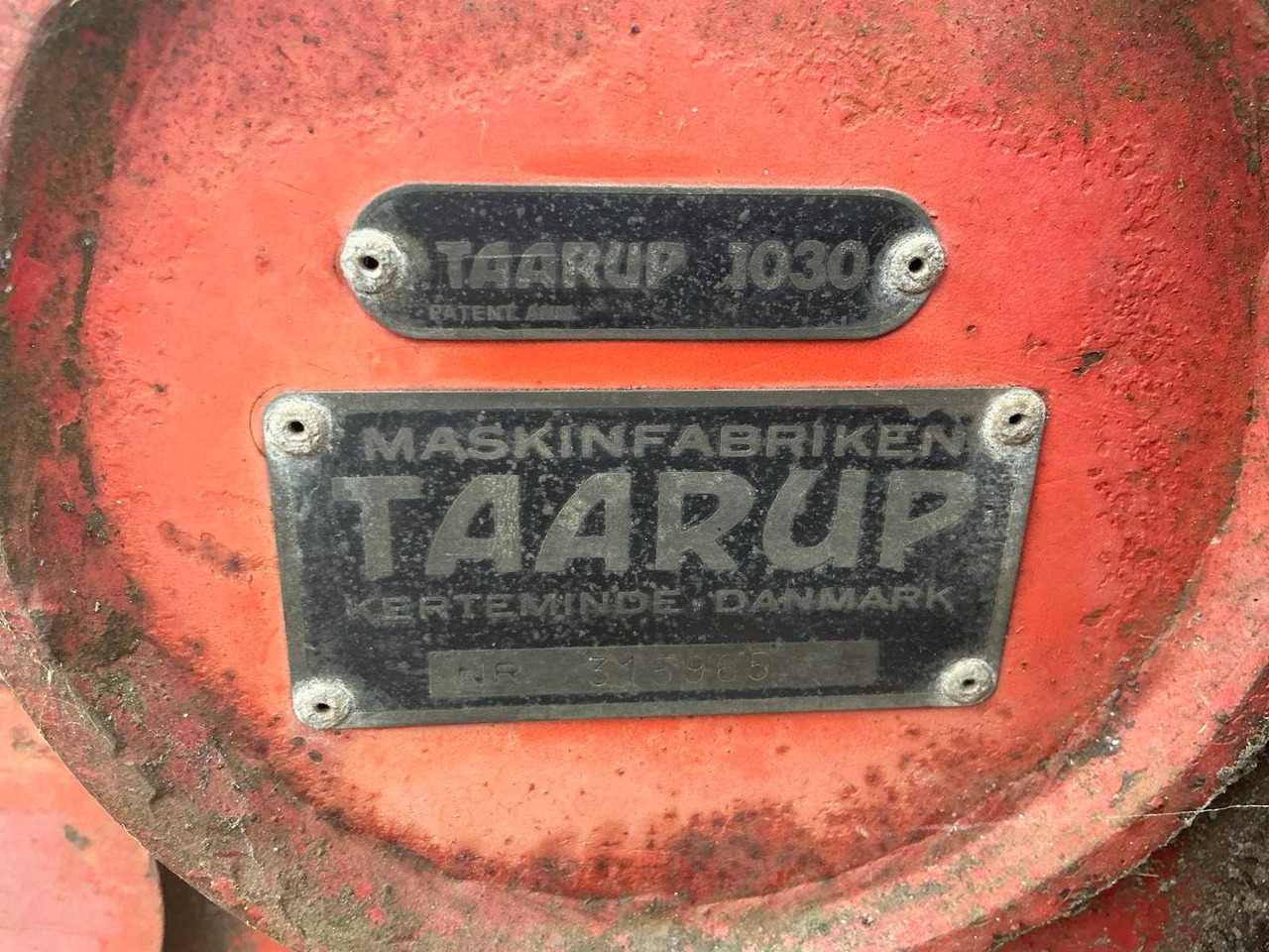 Self-loading wagon Taarup 1030