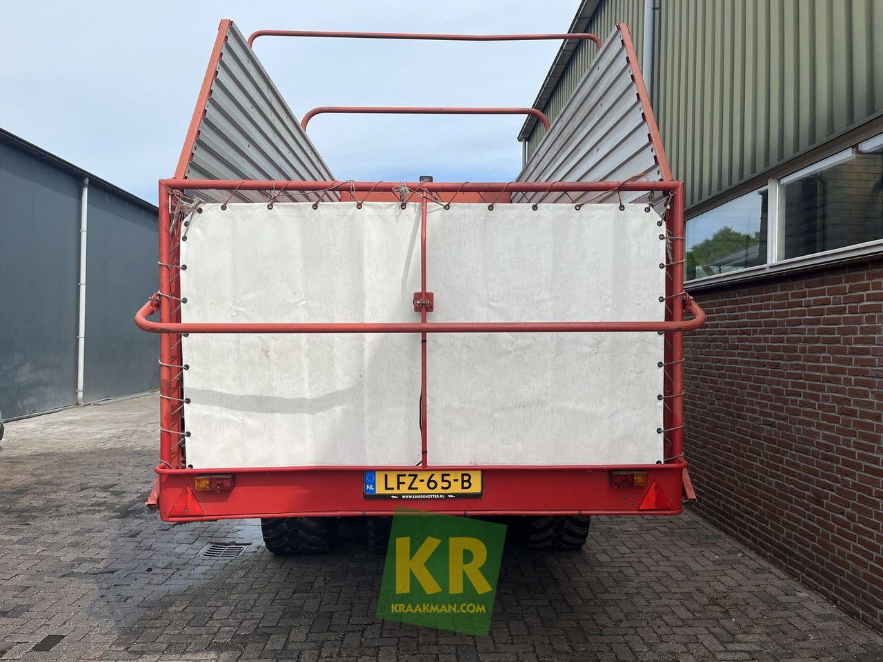 Self-loading wagon Taarup 465