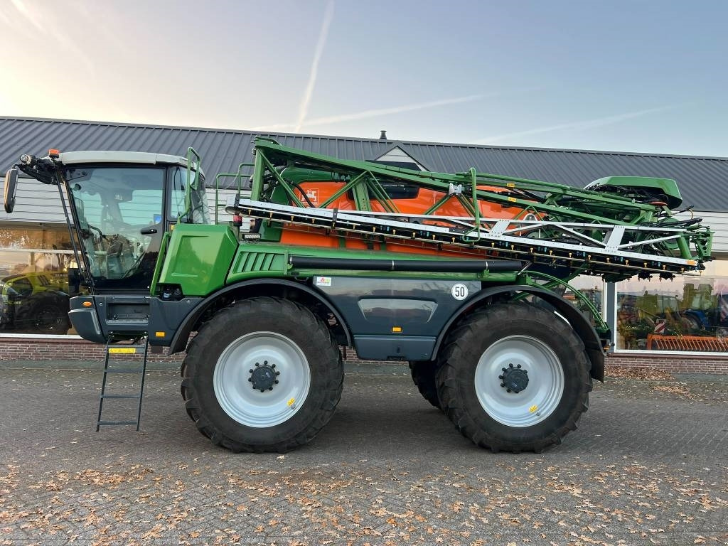 Self-propelled sprayer Amazone Pantera 4504