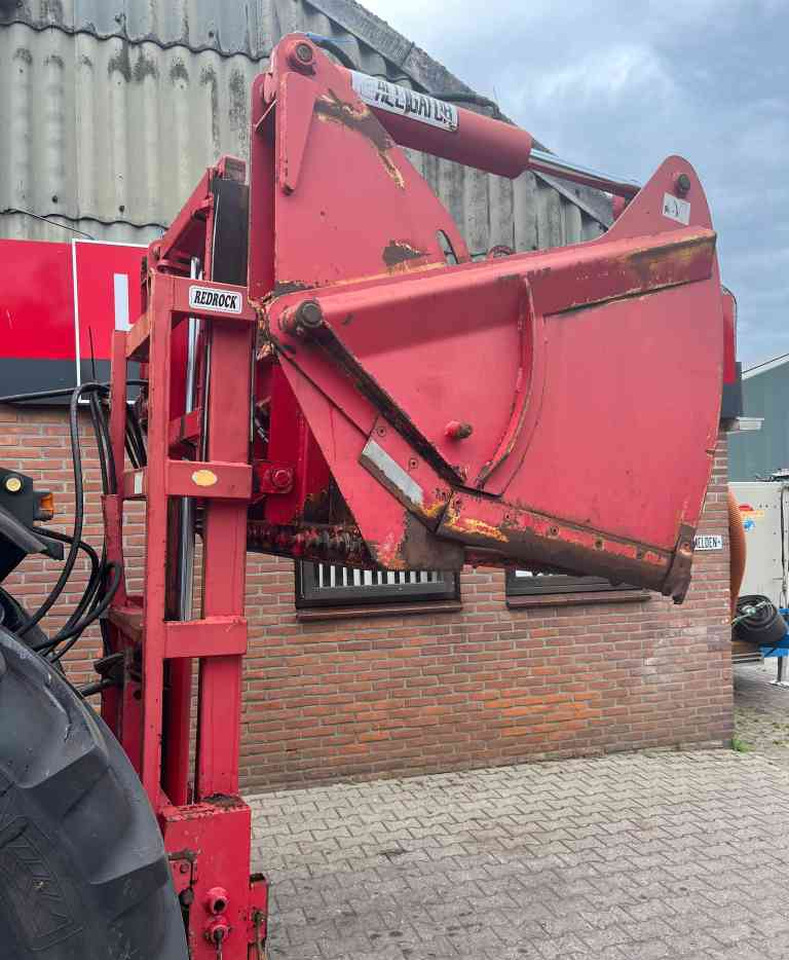 Silage equipment Redrock Kuilhapper hefmast voermachines