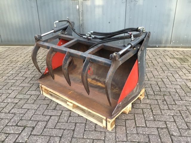 Silage equipment Schäffer Pelikaanbak 130 cm met Schäffer aanspan
