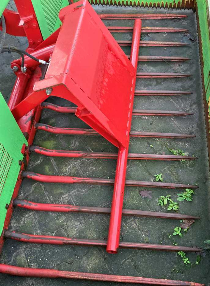 Silage equipment Strautmann HQ 3800 kuilsnijder voermachines